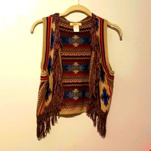 ARDEN B. Fringe Vest Size Medium